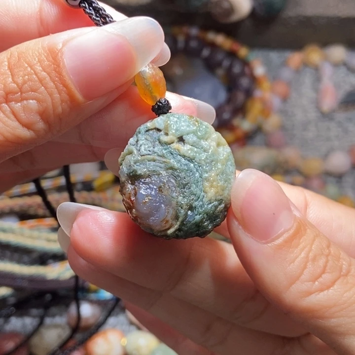 玛瑙/玉髓未镶嵌珠宝半成品
