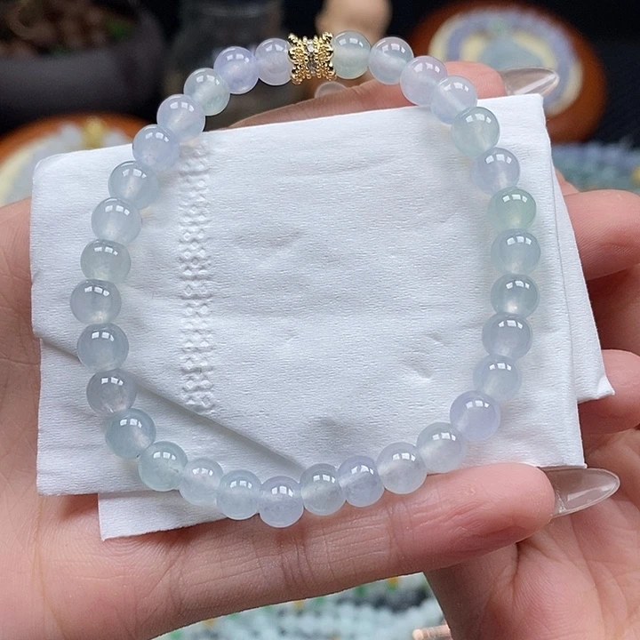 翡翠挂件未镶嵌珠链