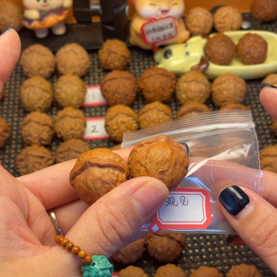 覌***見吊坠文玩核桃25尺全品小官帽