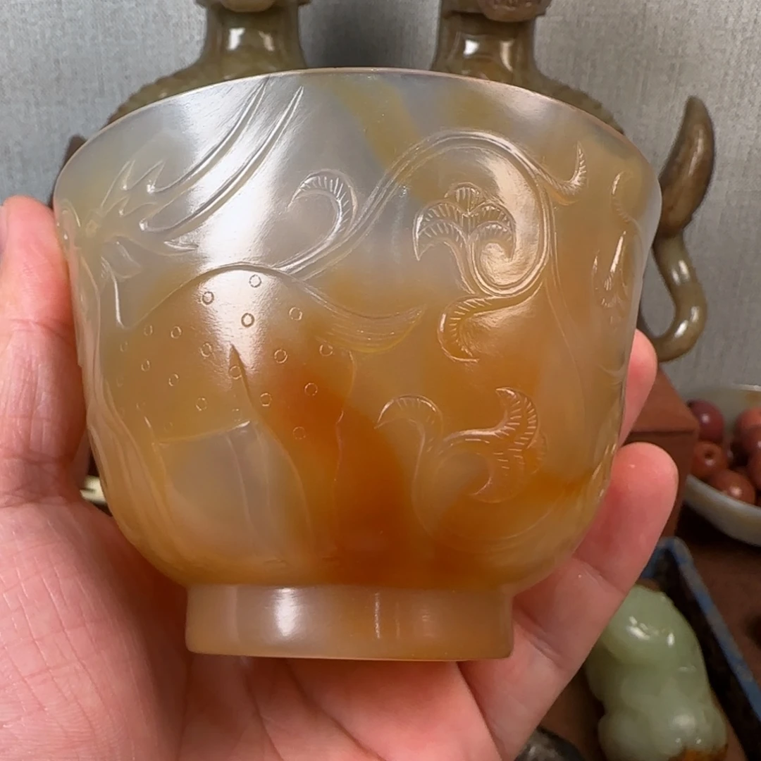 小***杨非常精美的脖挂件