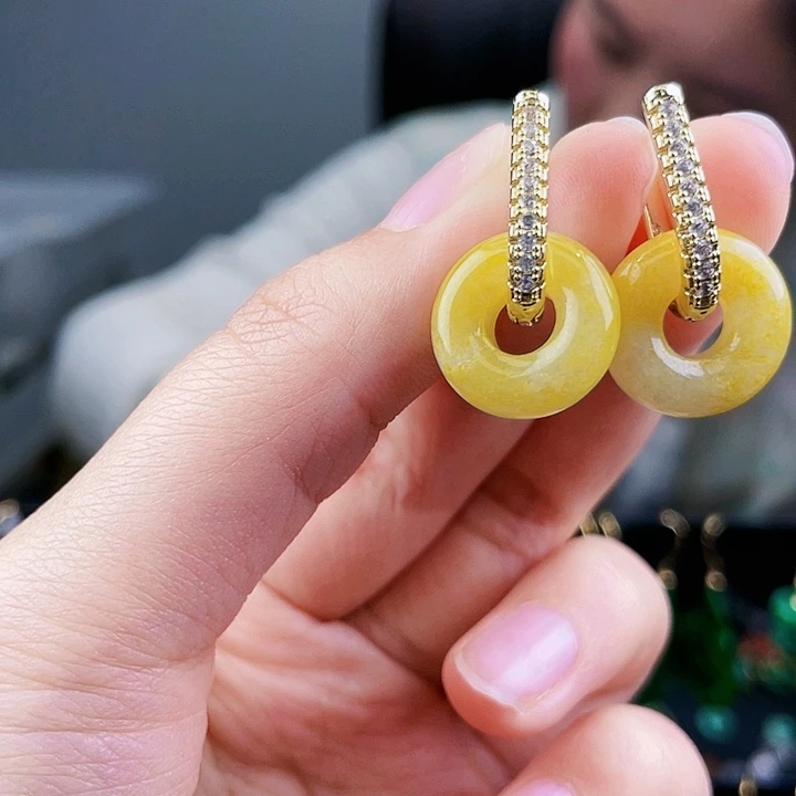 翡翠耳饰未镶嵌饰品