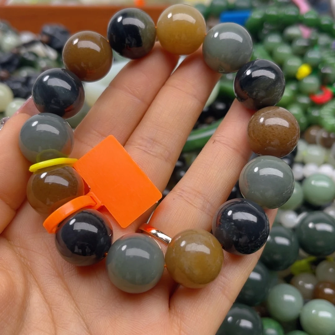 手链未镶嵌和田玉小**吖