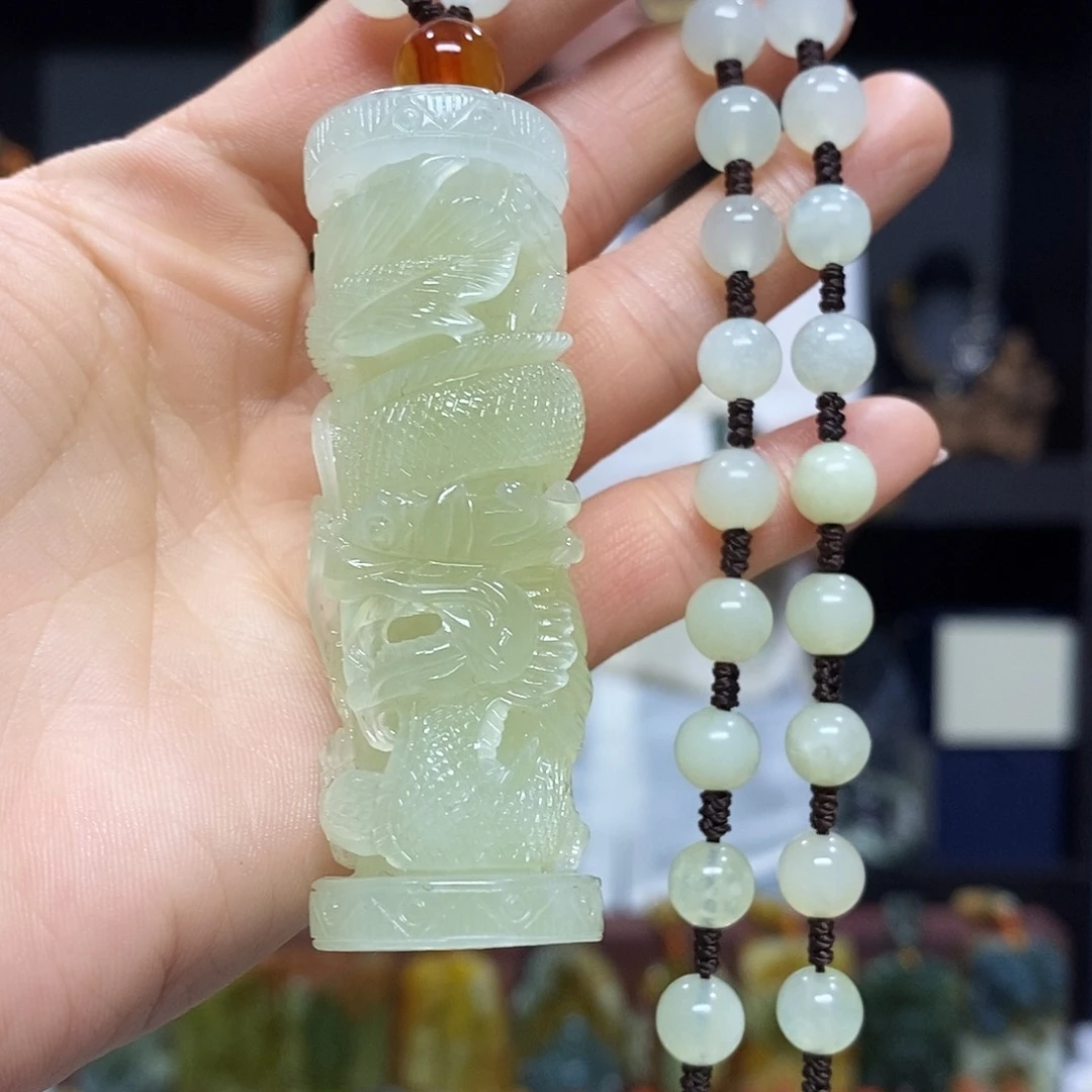 未镶嵌岫玉挂件吊坠