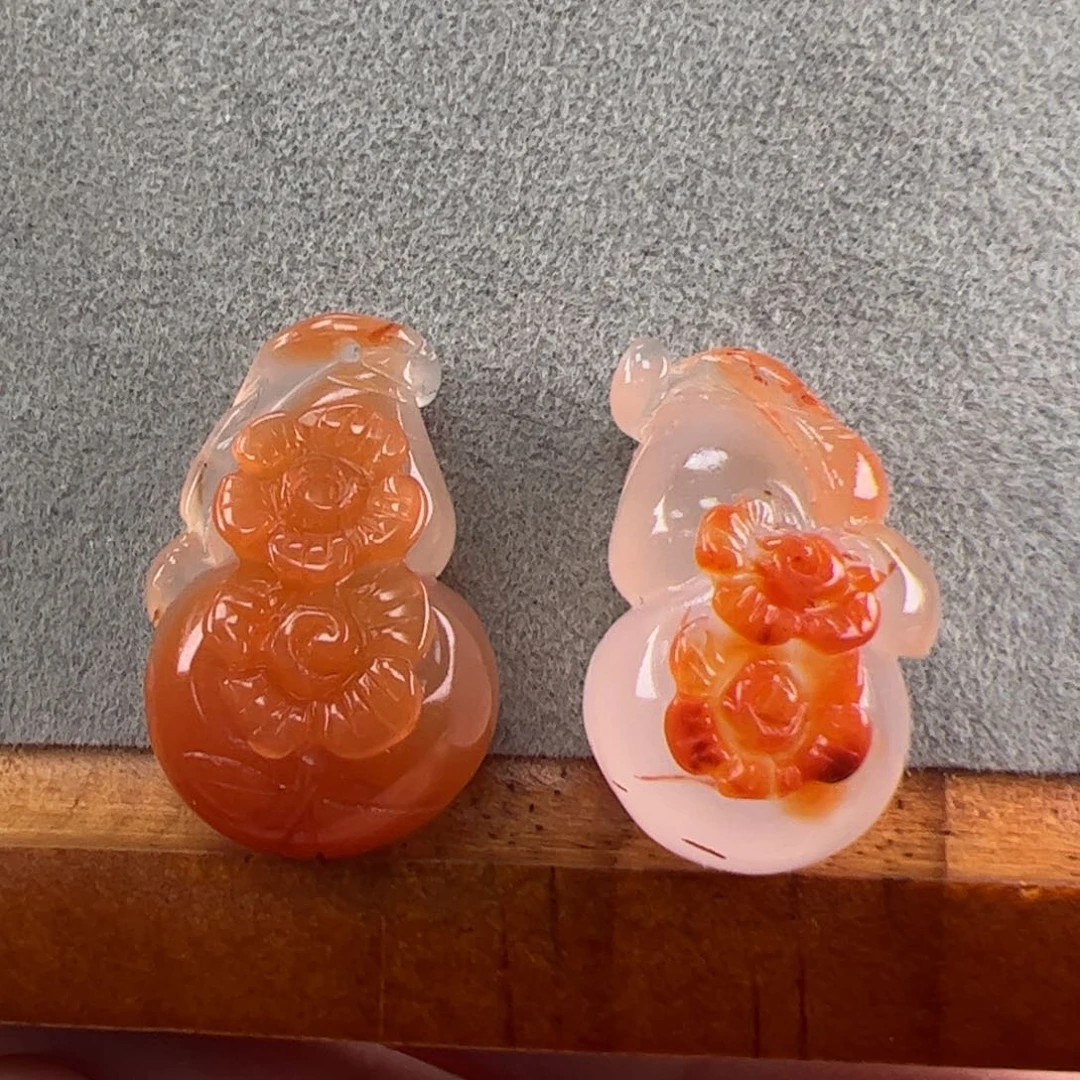 南红玛瑙（冰飘葫芦25*15发一个）未镶嵌