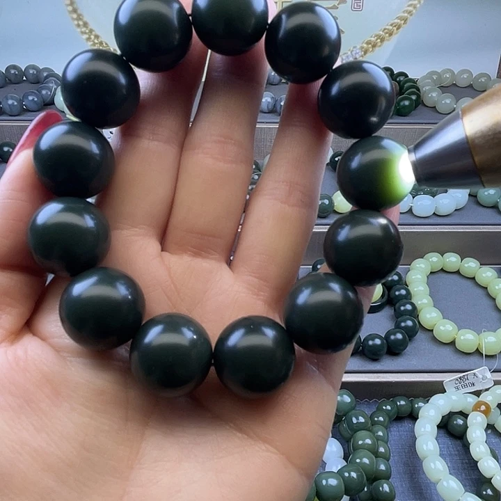 平***云和田玉未镶嵌手链