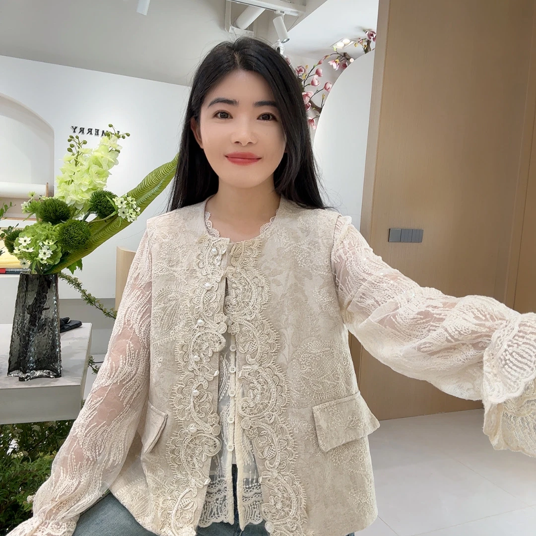 QC 253020 春款蕾丝拼接小香风刺绣国风马甲