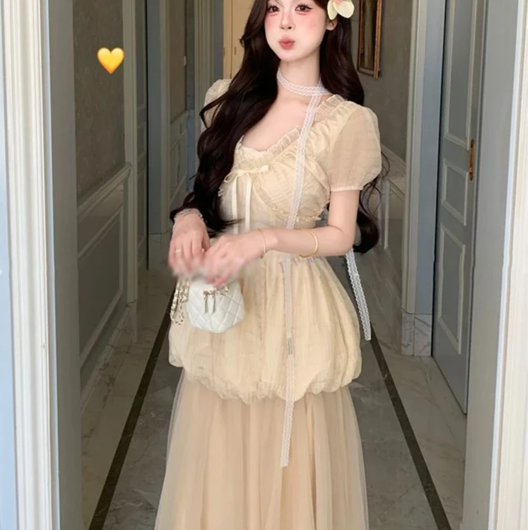 法式设计感系带短袖花苞上衣女夏季新款温柔风高腰半身长裙两件套