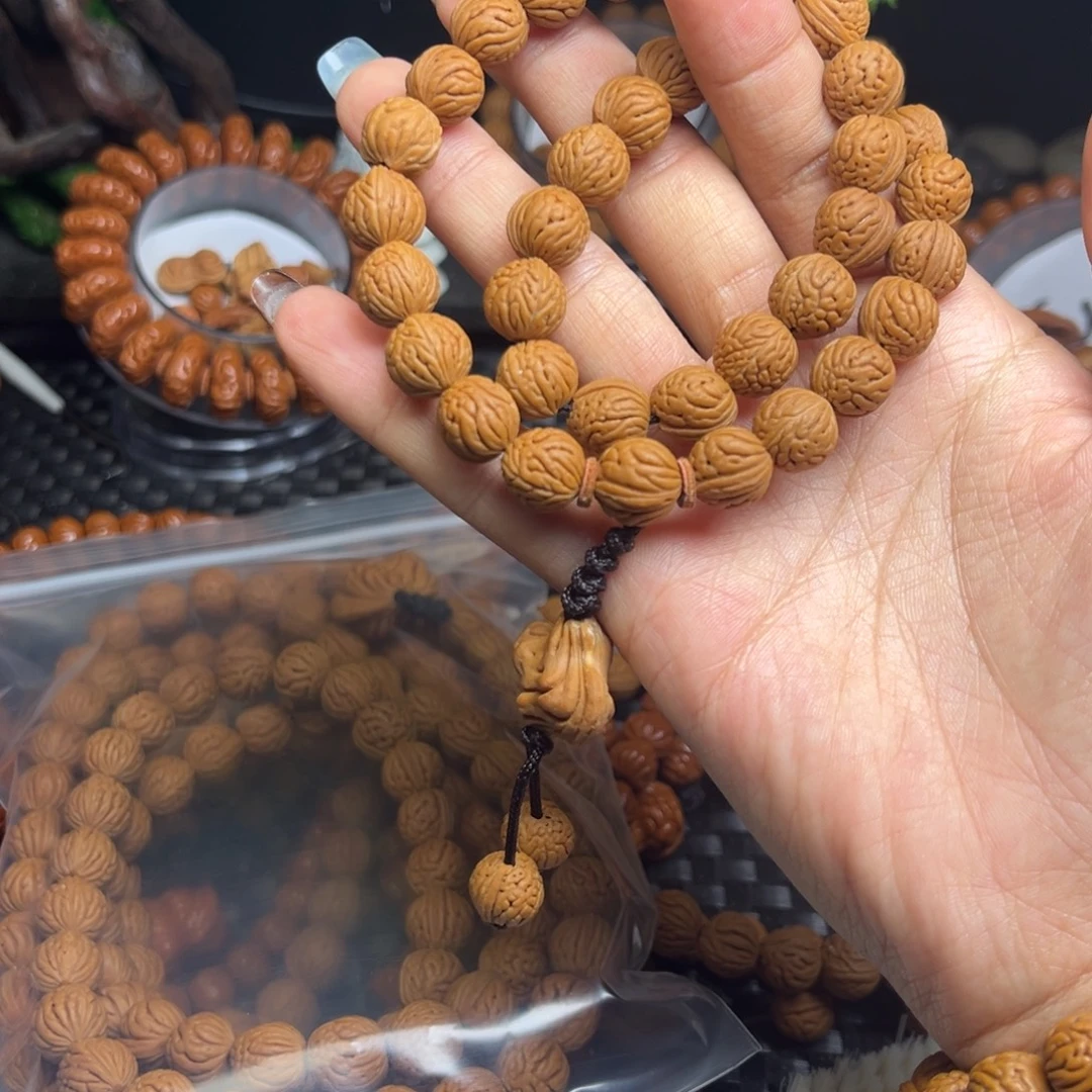 ᥫ***࿐桃核手串桃核手持