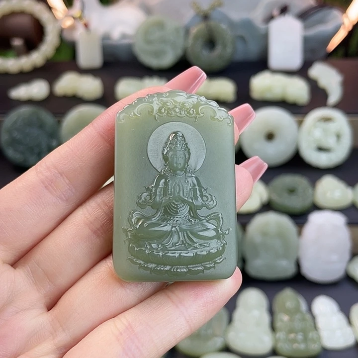 和田玉未镶嵌颈饰