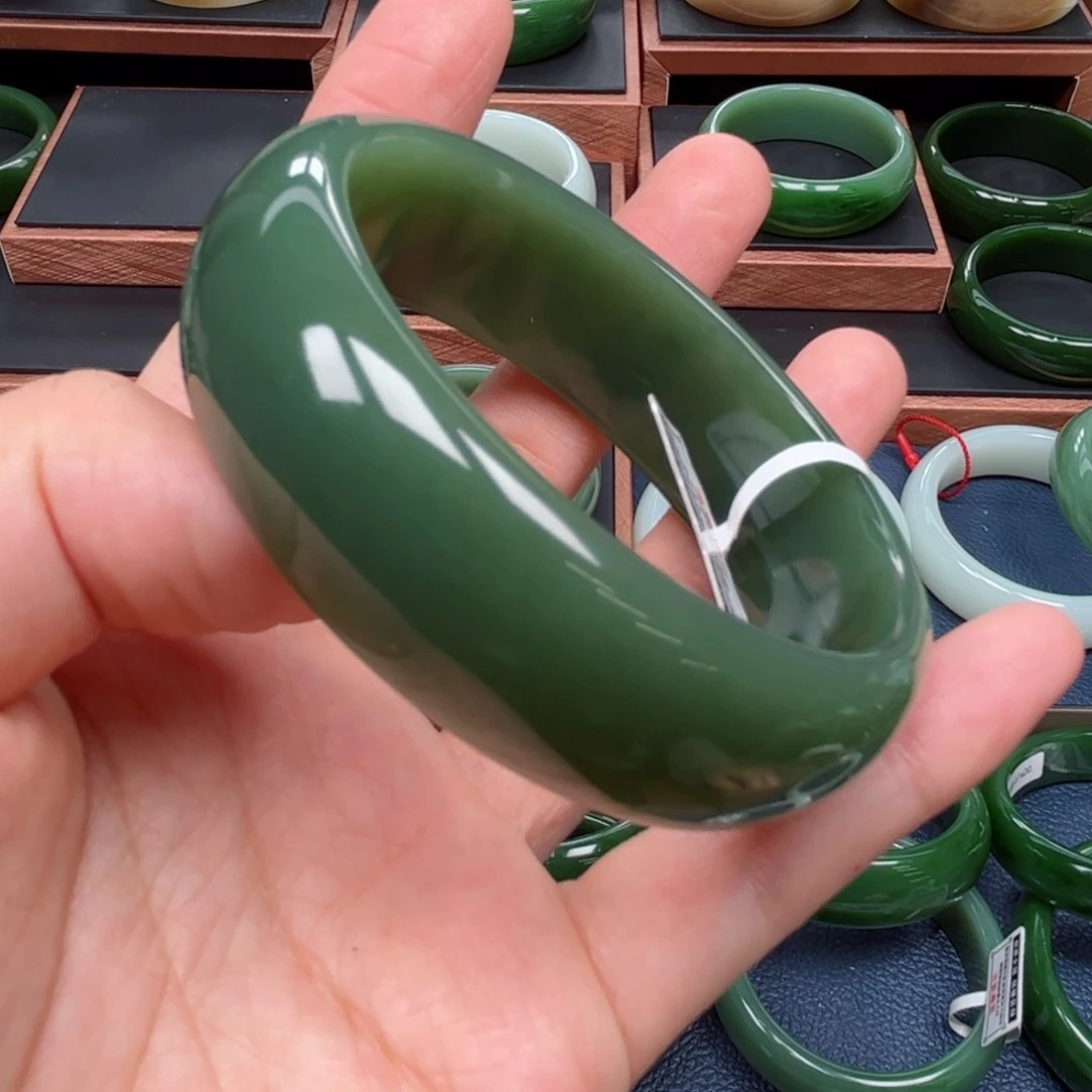 未镶嵌手镯和田玉（碧玉）y*m60