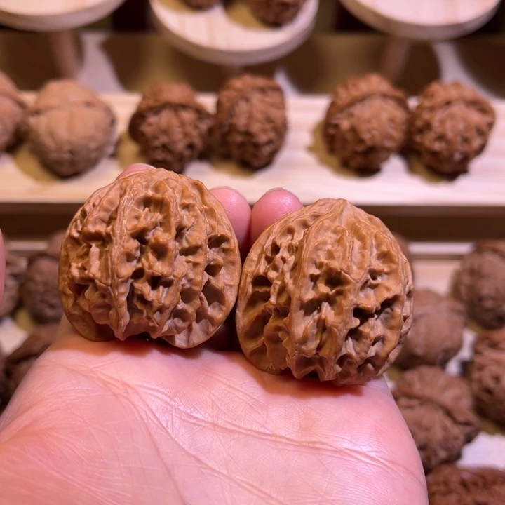 吊坠文玩核桃苹果园