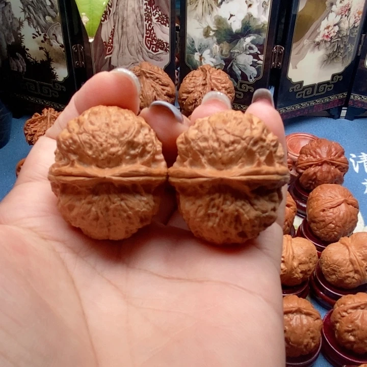 文玩核桃把件龙鳞元宝