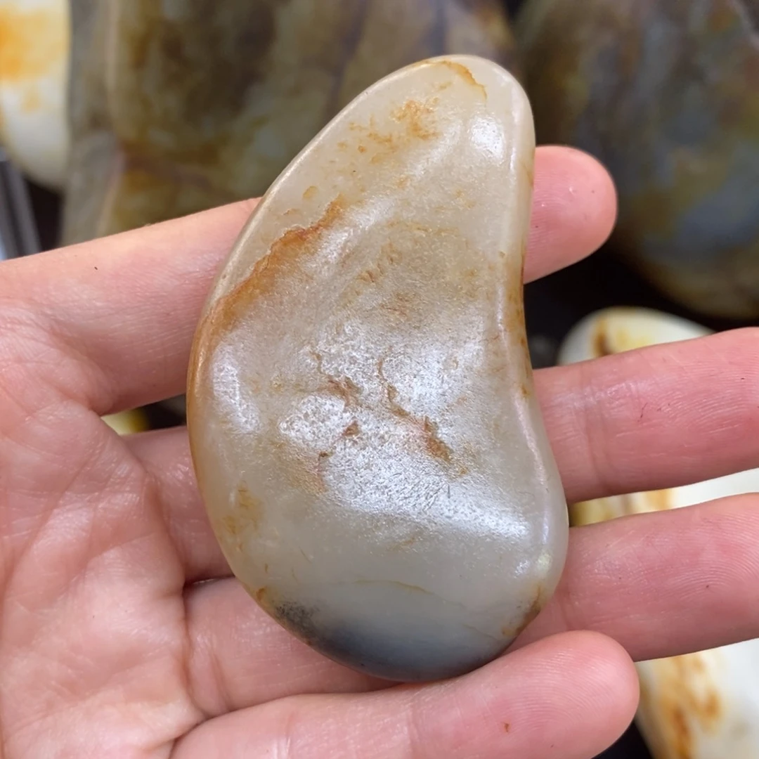 未镶嵌和田玉（糖玉）挂件