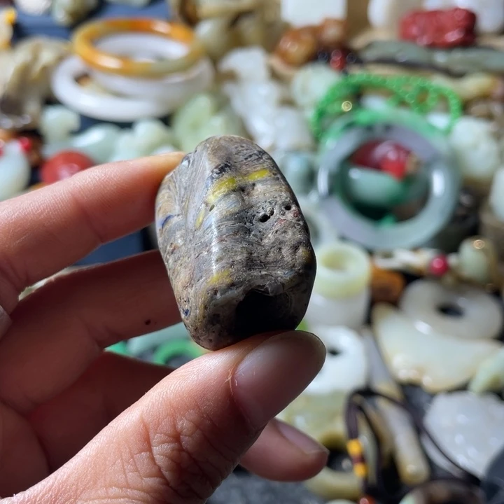 和田玉未镶嵌吊坠(不含链)