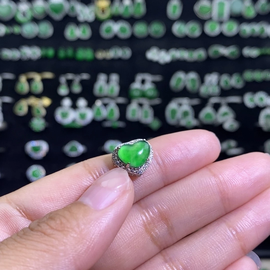 翡翠吊坠(不含链)银S925镶嵌多样性