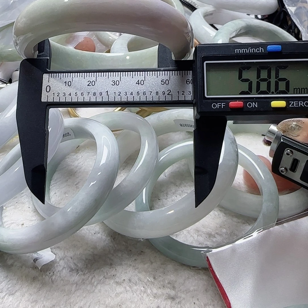 摆件玛瑙/玉髓未镶嵌224不退换瑕疵