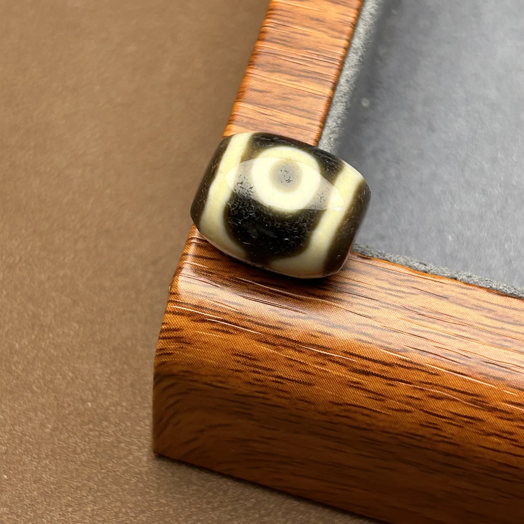 （上肯老超）牙2眼老气荧光精品老台珠全品无暇锁骨16.2*13*11.7