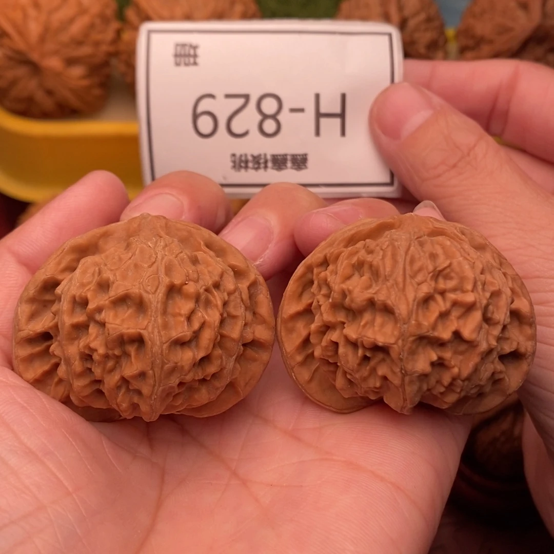 桃核把件宫灯43….