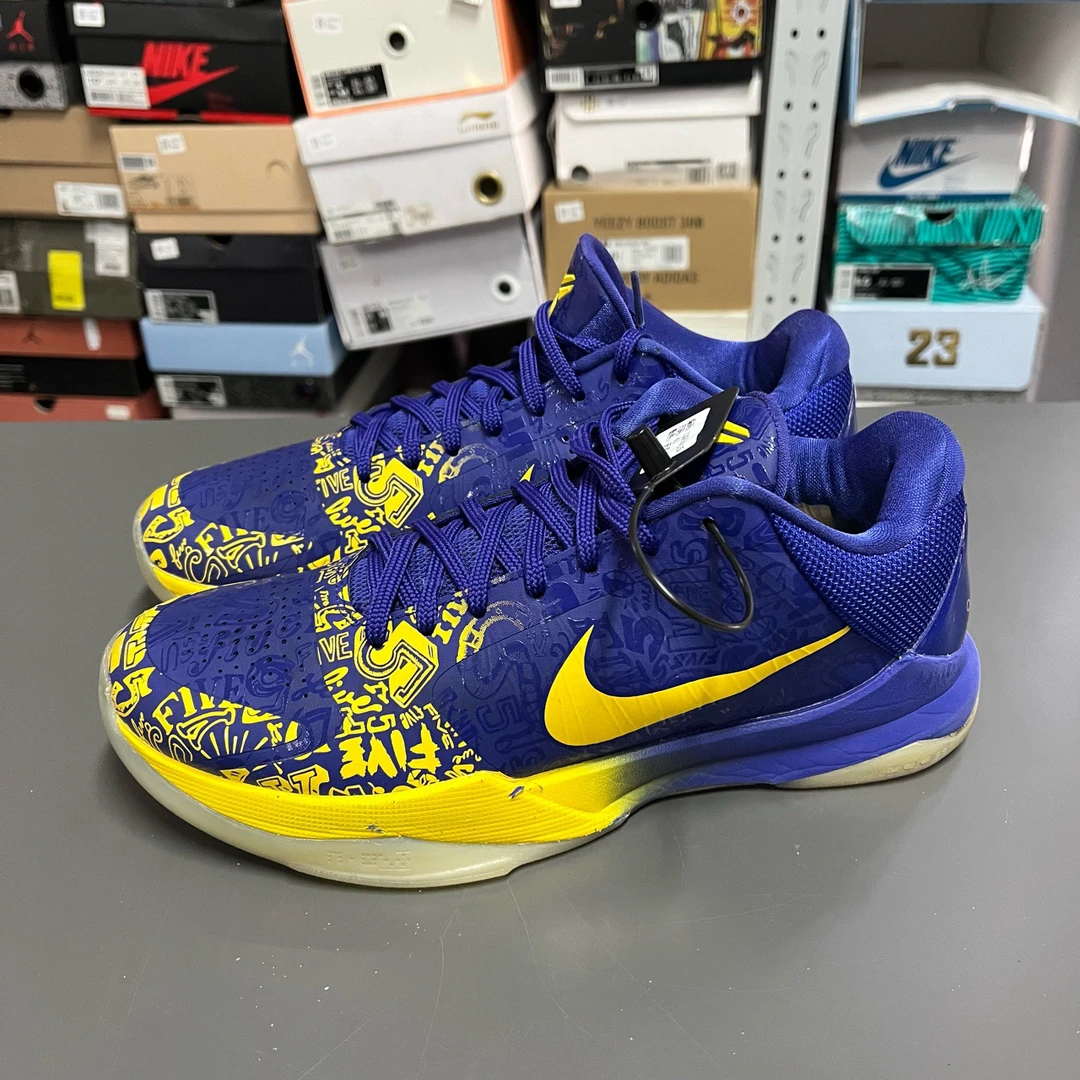 95新 MM6 41码 无原盒 科比5 kobe5 5rings五冠王 12916915