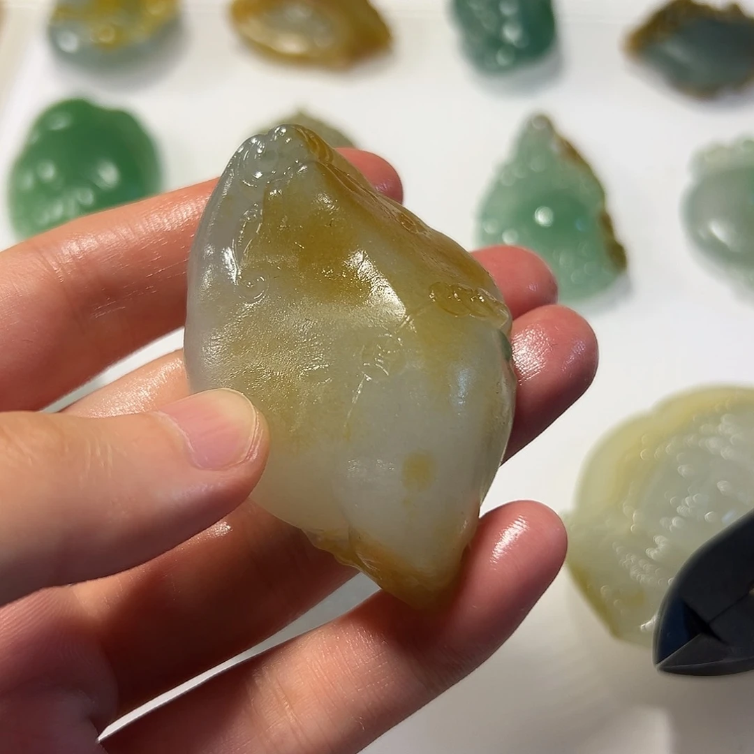 未镶嵌定制翡翠挂件