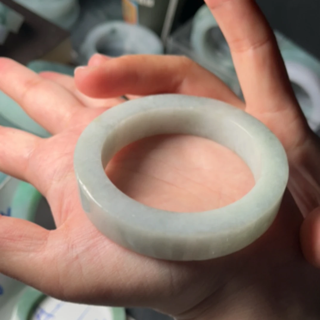 缅甸天然A货手镯定制