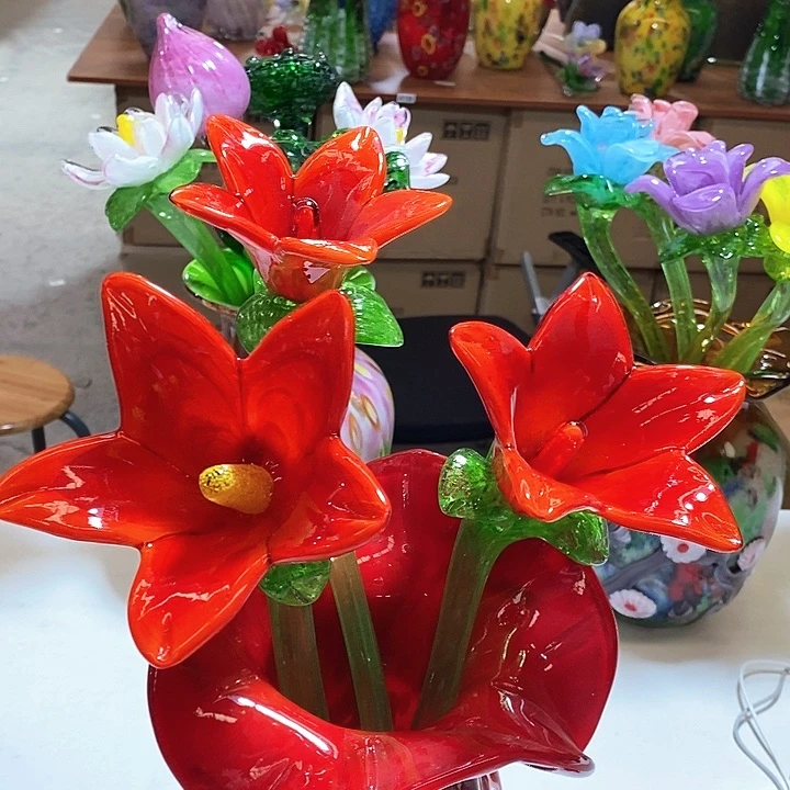 百合花高45厘米宽12厘米