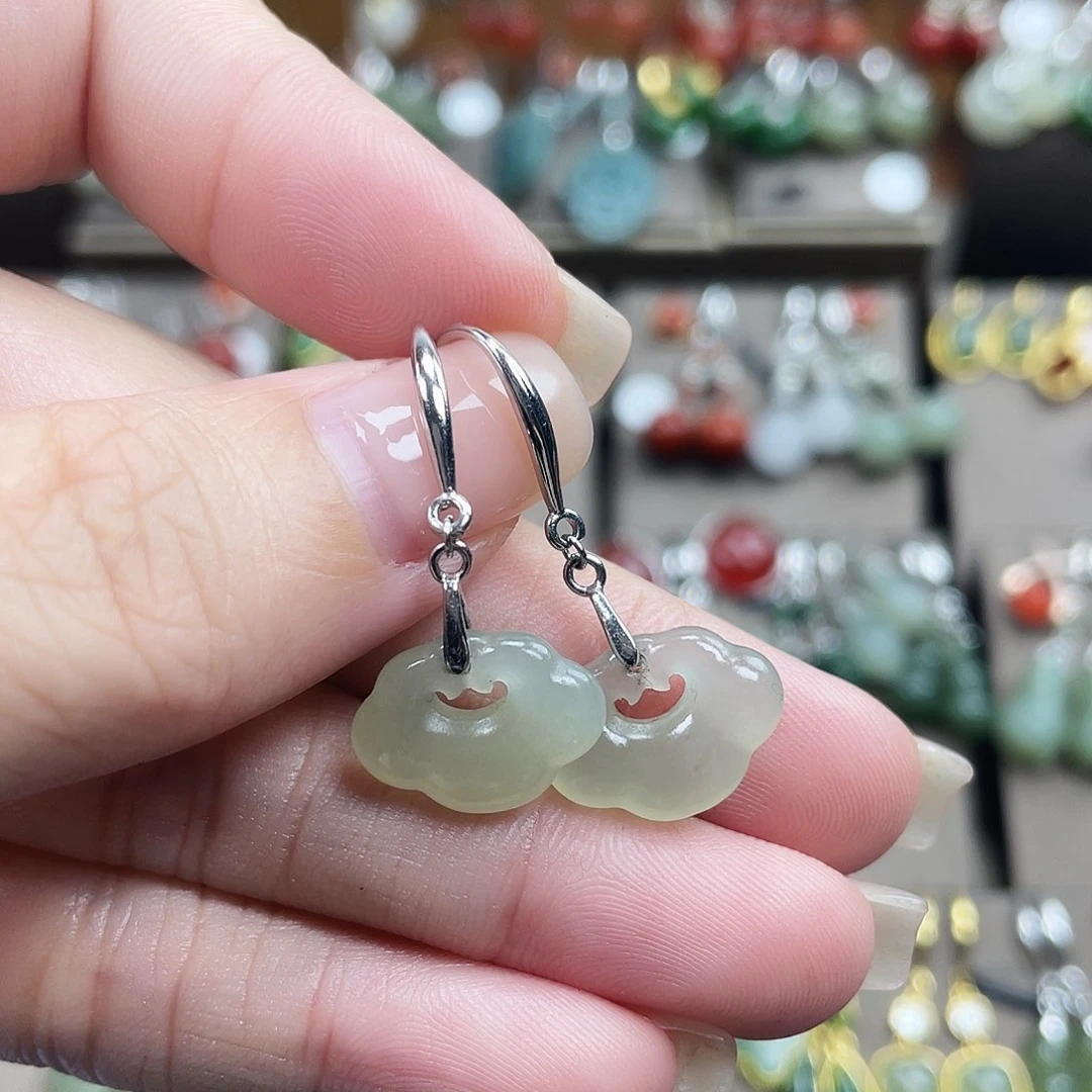 和田玉银S925镶嵌耳饰