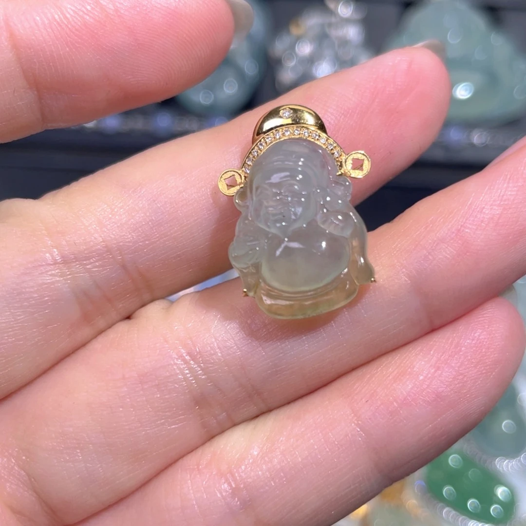 颈饰18K金镶嵌翡翠翡翠