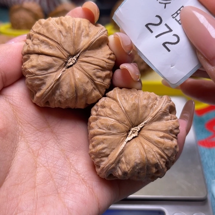 文玩核桃把件南瓜墩45.272