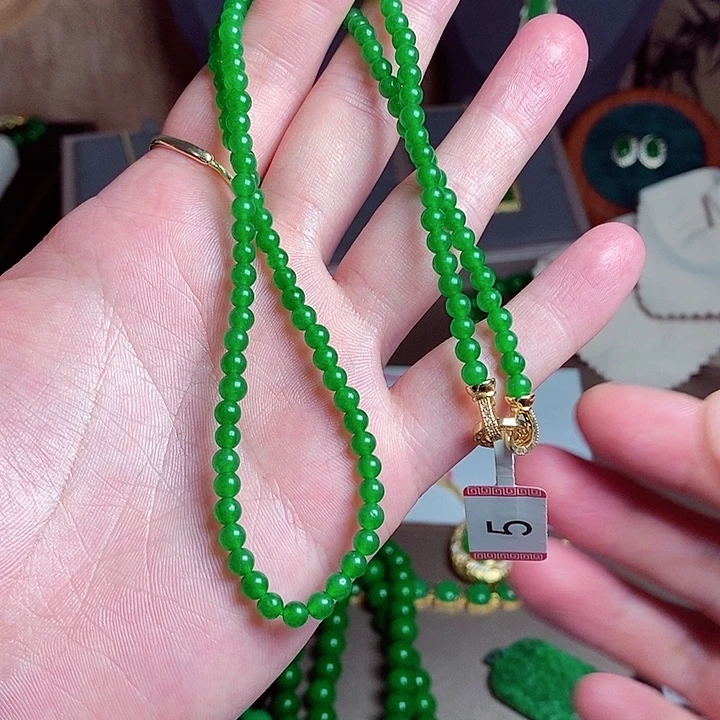 翡翠18K金镶嵌项链5