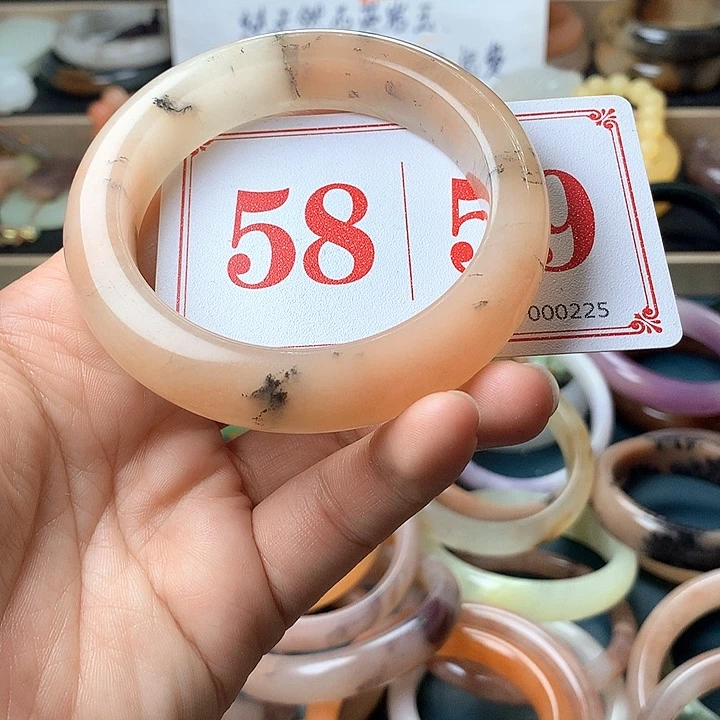 石英质玉（黄龙玉）未镶嵌手镯