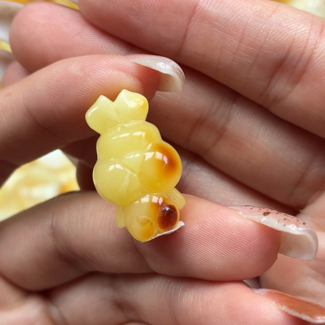 琥珀未镶嵌裸石蜜蜡