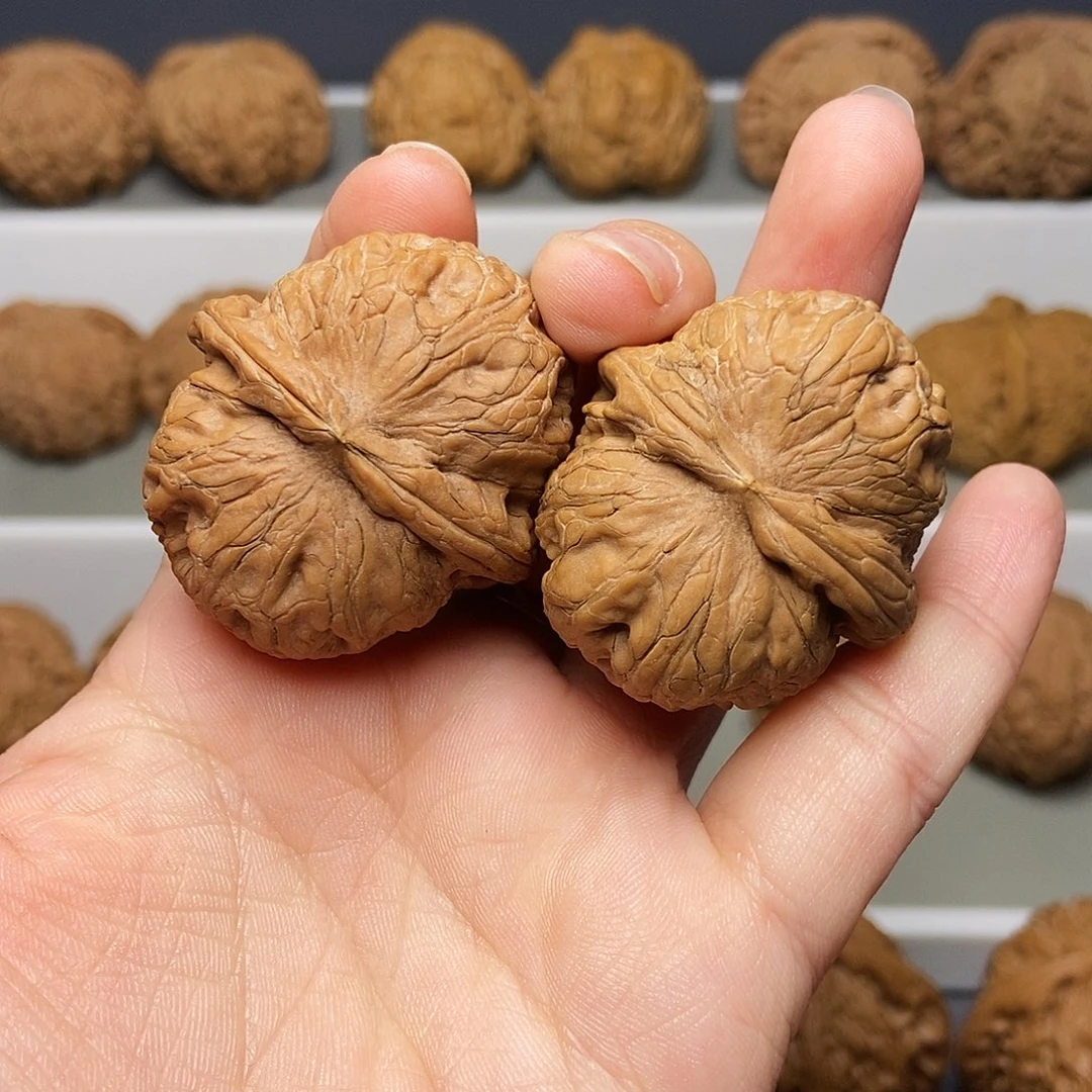 文玩核桃吊坠38瑕疵元宝