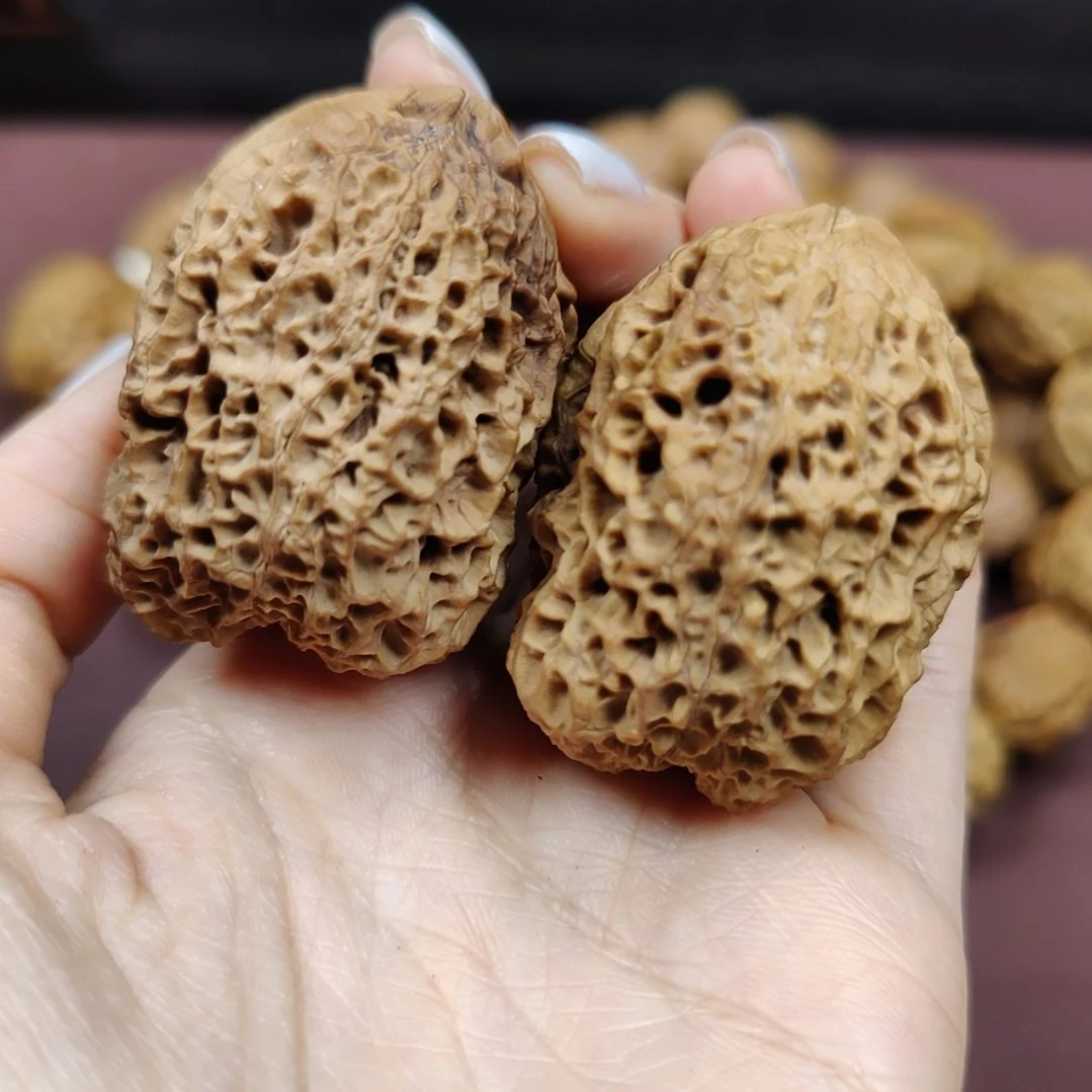 文玩核桃吊坠蜂窝太湖石42