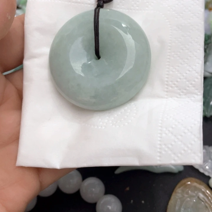 【闪购商品】翡翠颈饰未镶嵌天然翡翠