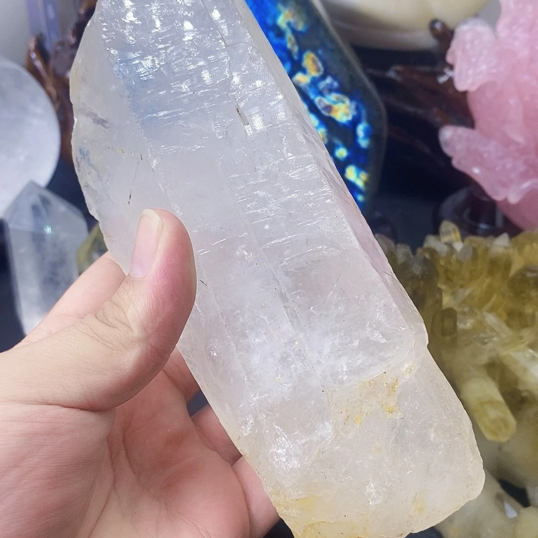 勤***奋未镶嵌珠宝半成品水晶