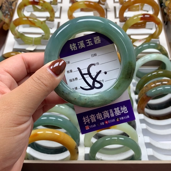 未镶嵌蛇纹石玉手镯