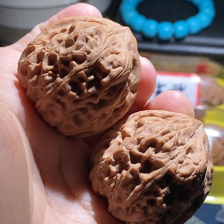 【闪购商品】吊坠文玩核桃九龙方尊