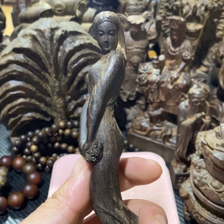 木摆件家居设计的设计师们