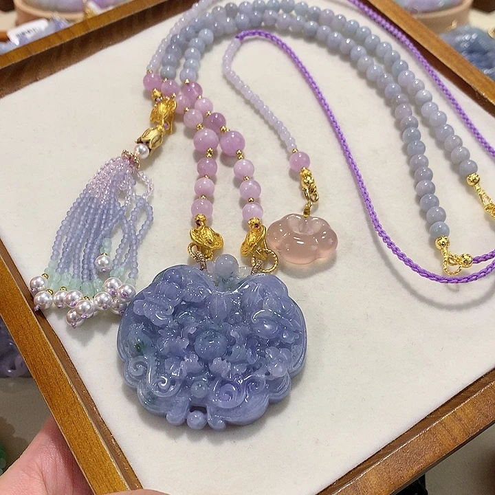 翡翠未镶嵌颈饰翡翠吊坠