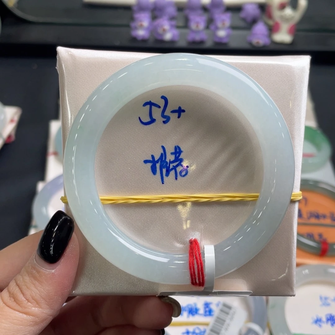 翡翠未镶嵌手镯翡翠手镯