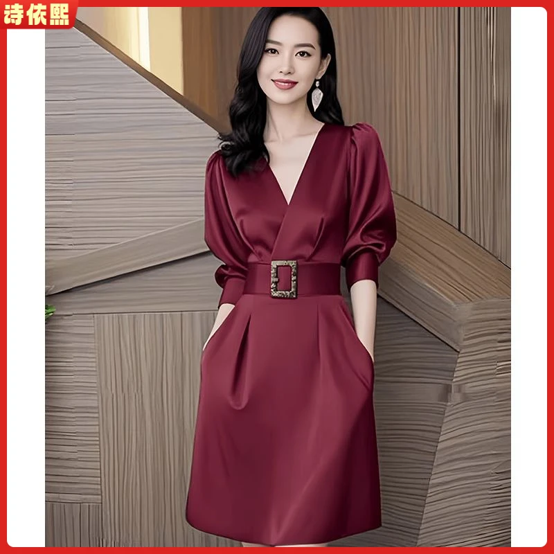 1气质法式轻奢收腰v领红色连衣裙2025早秋新款春秋醋酸裙子女l