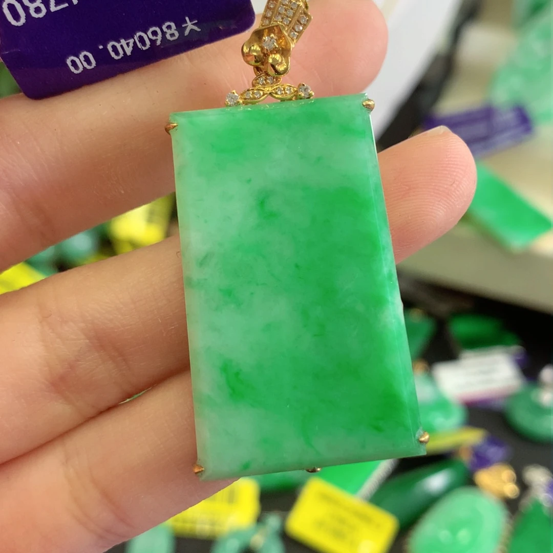 翡翠18K金镶嵌吊坠(不含链)