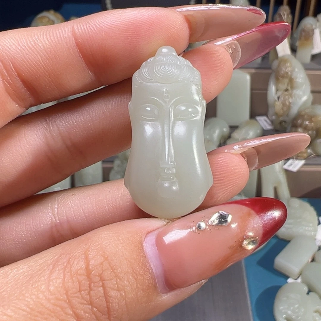 和田玉（糖玉）未镶嵌颈饰