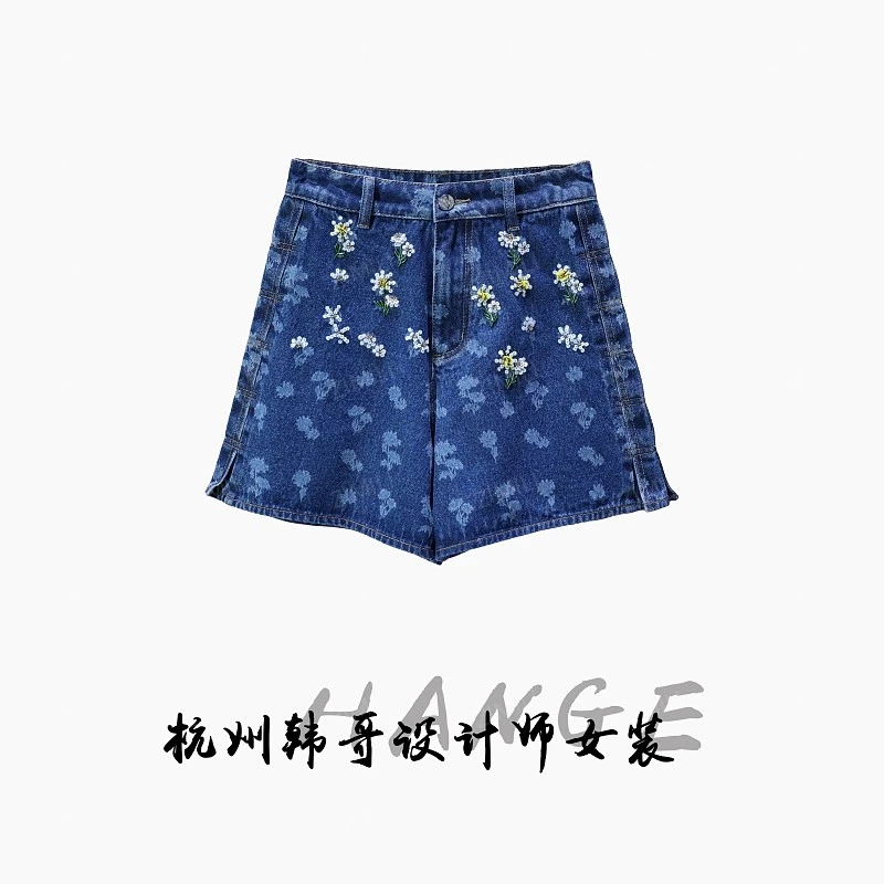 【韩哥女装】夏季欧货设计师复古牛仔蓝立体定花A字牛仔短裤8385