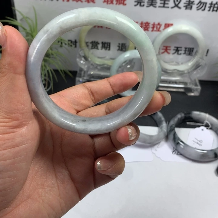 未镶嵌手镯翡翠80