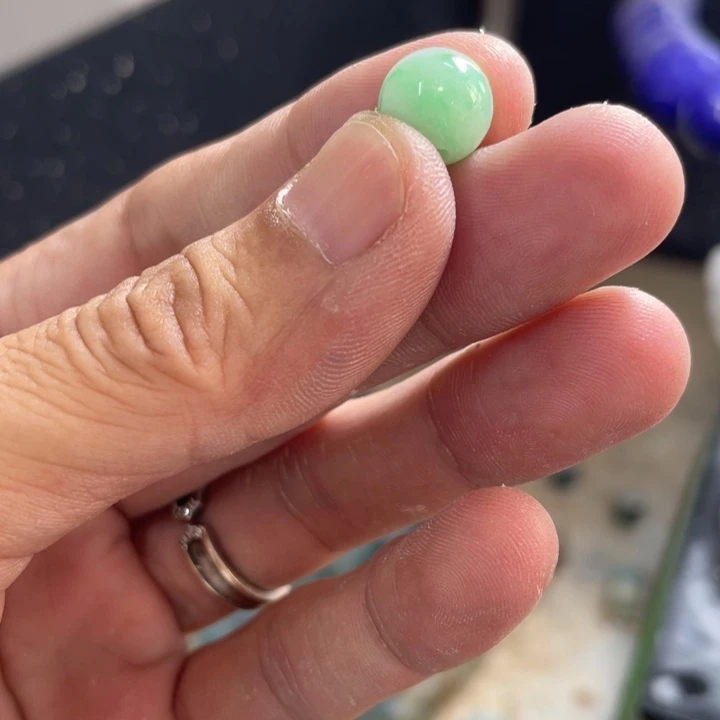 定制翡翠未镶嵌妖***姐