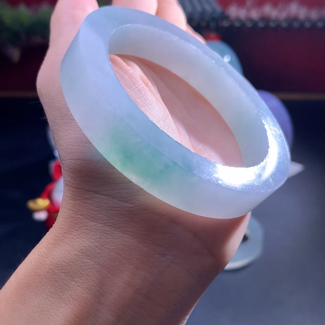 定制翡翠手镯未镶嵌