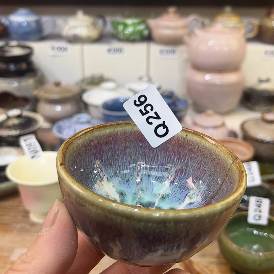 朱泥茶杯陶瓷艺术品