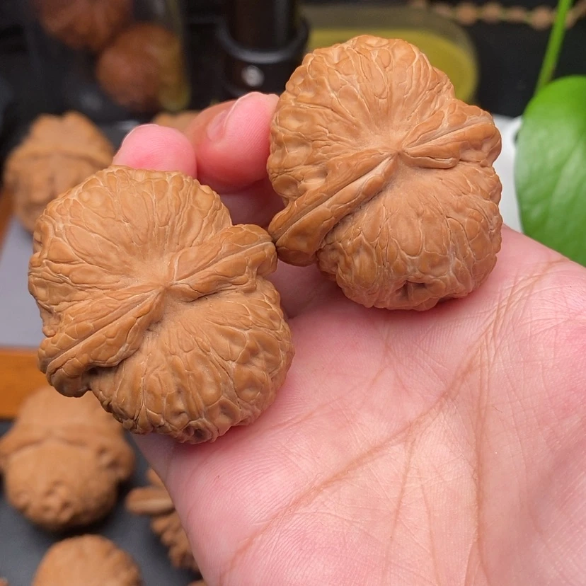 【闪购商品】文玩核桃把件一*元宝